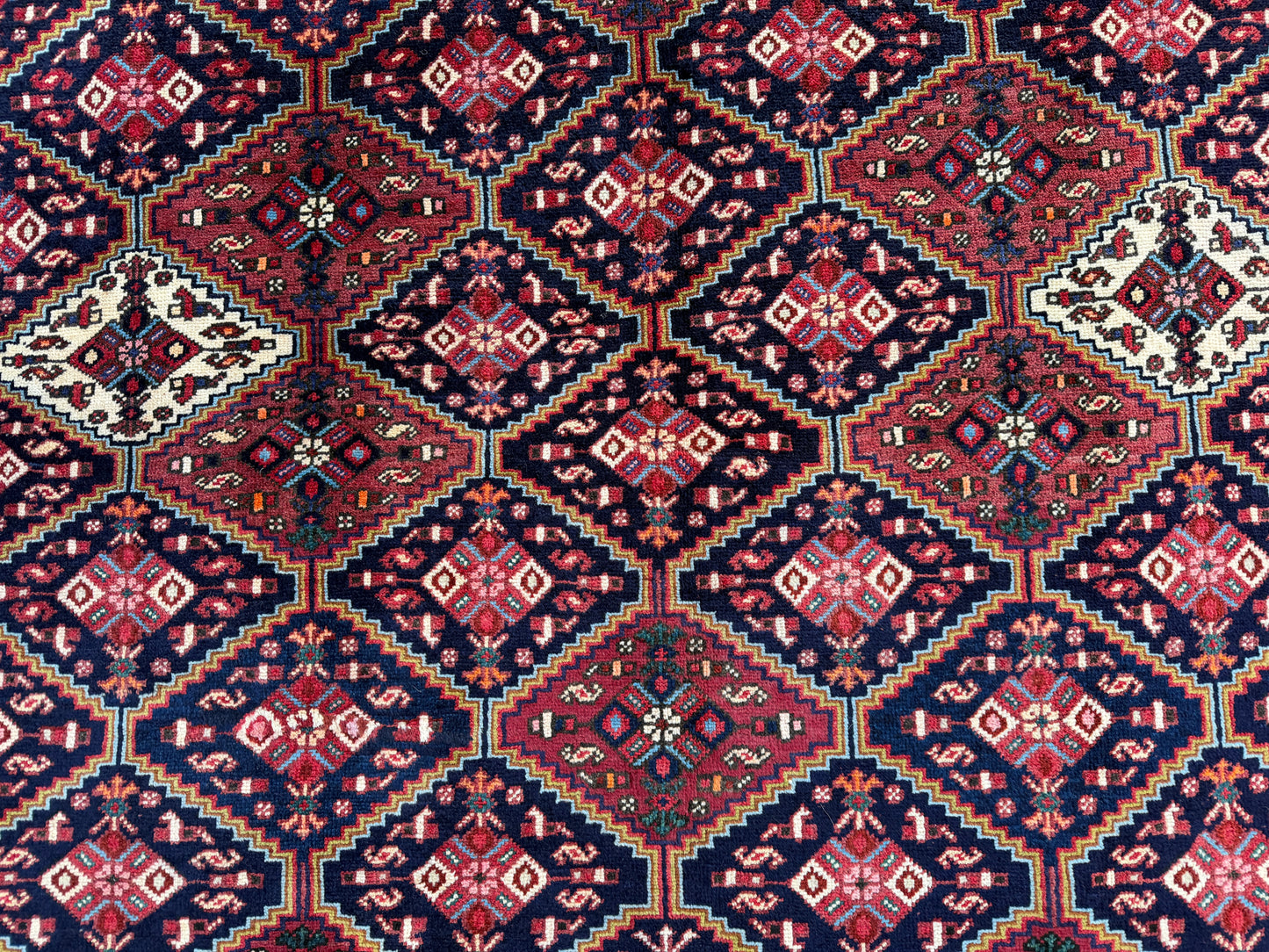 Oriental rug 235x170cm