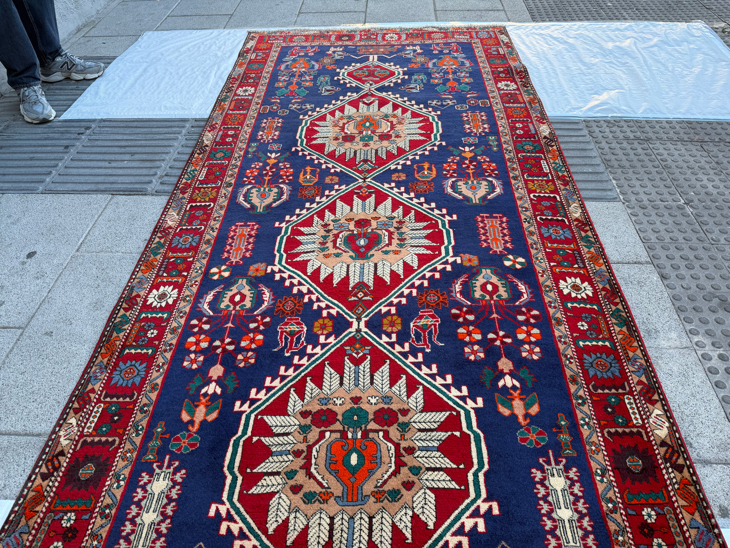 Oriental rug 350x140cm