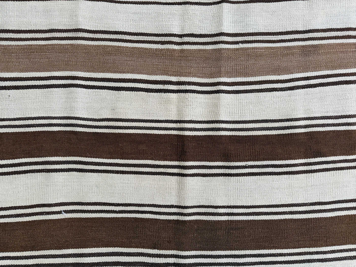 Stripes Design Kilim 210 x 150cm
