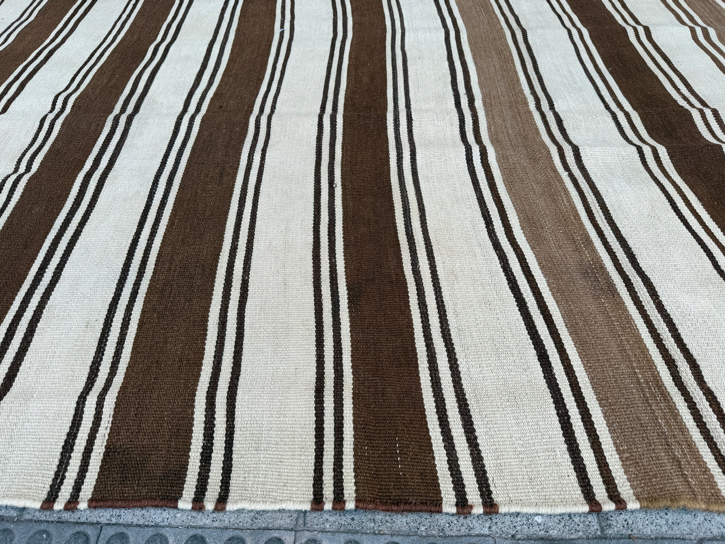 Stripes Design Kilim 210 x 150cm