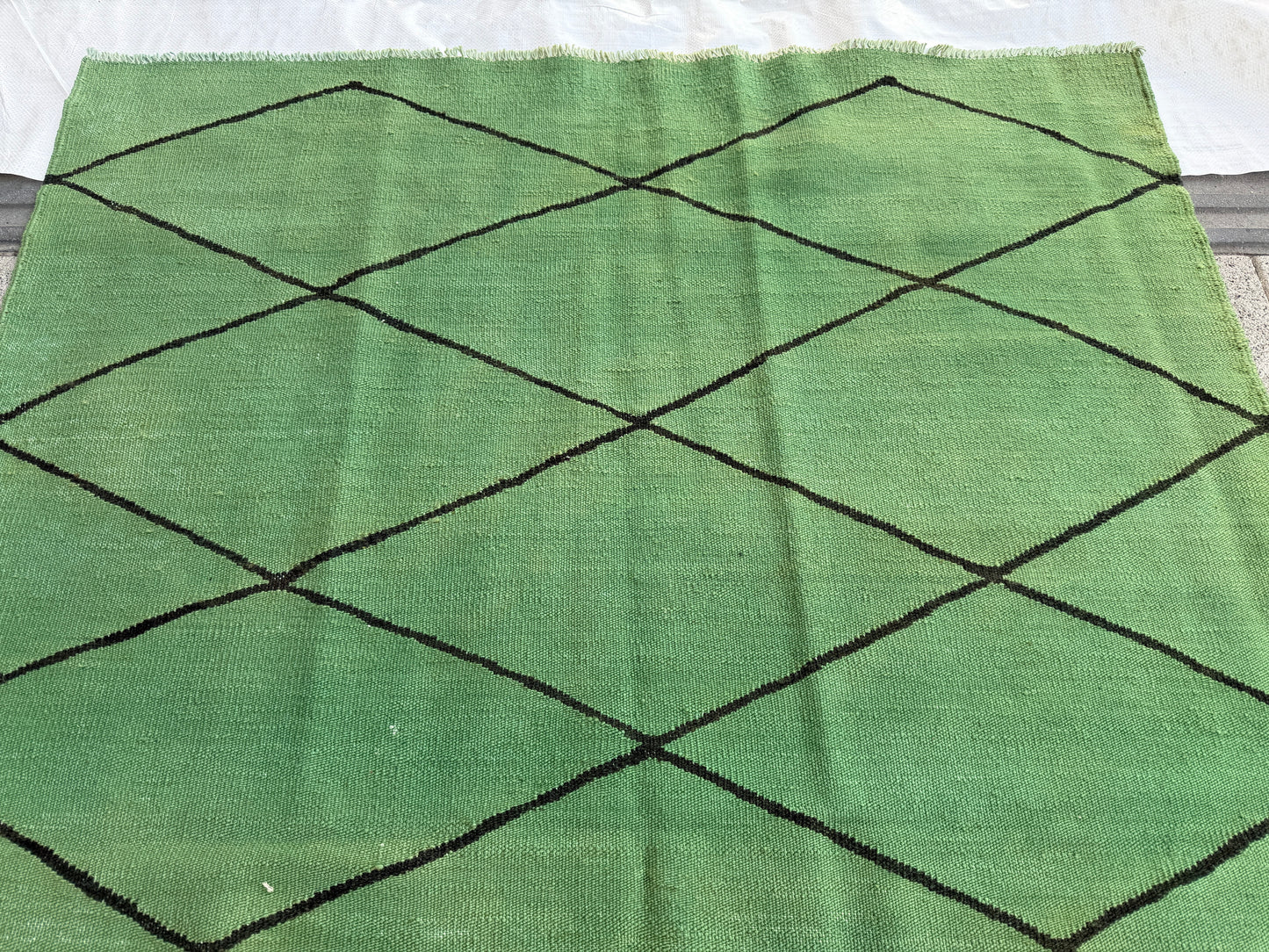 Modern kilim 180x125cm