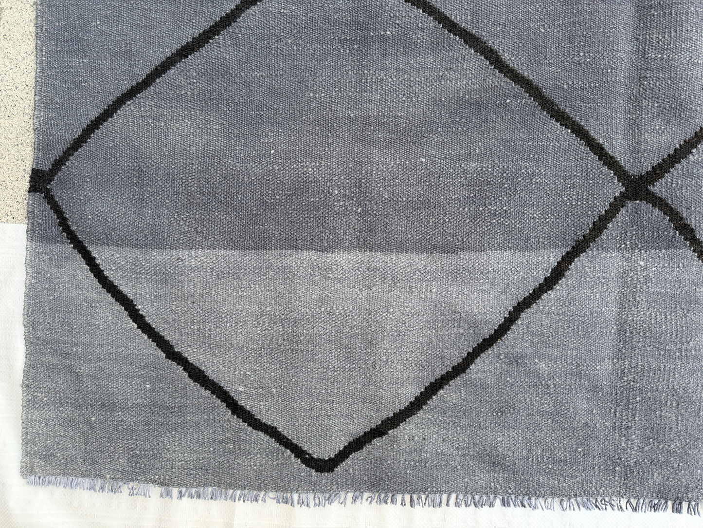 Modern Kilim 200 x 150cm