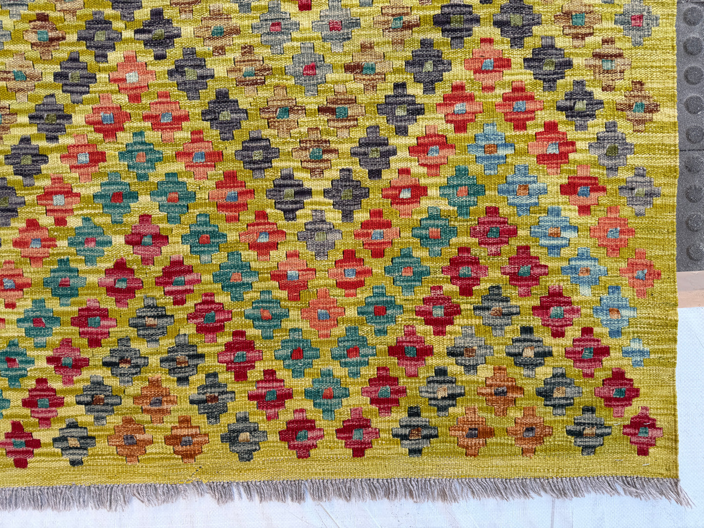 Maimana Kilim 300x282cm
