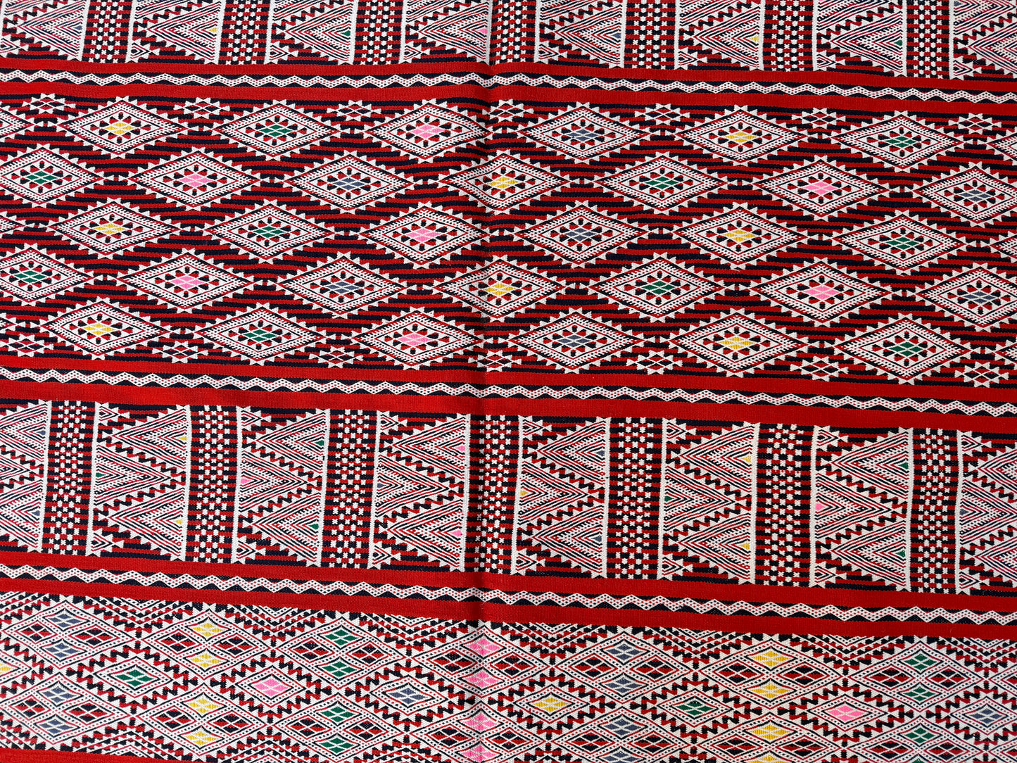 Vinatge Kilim 200 x 192cm
