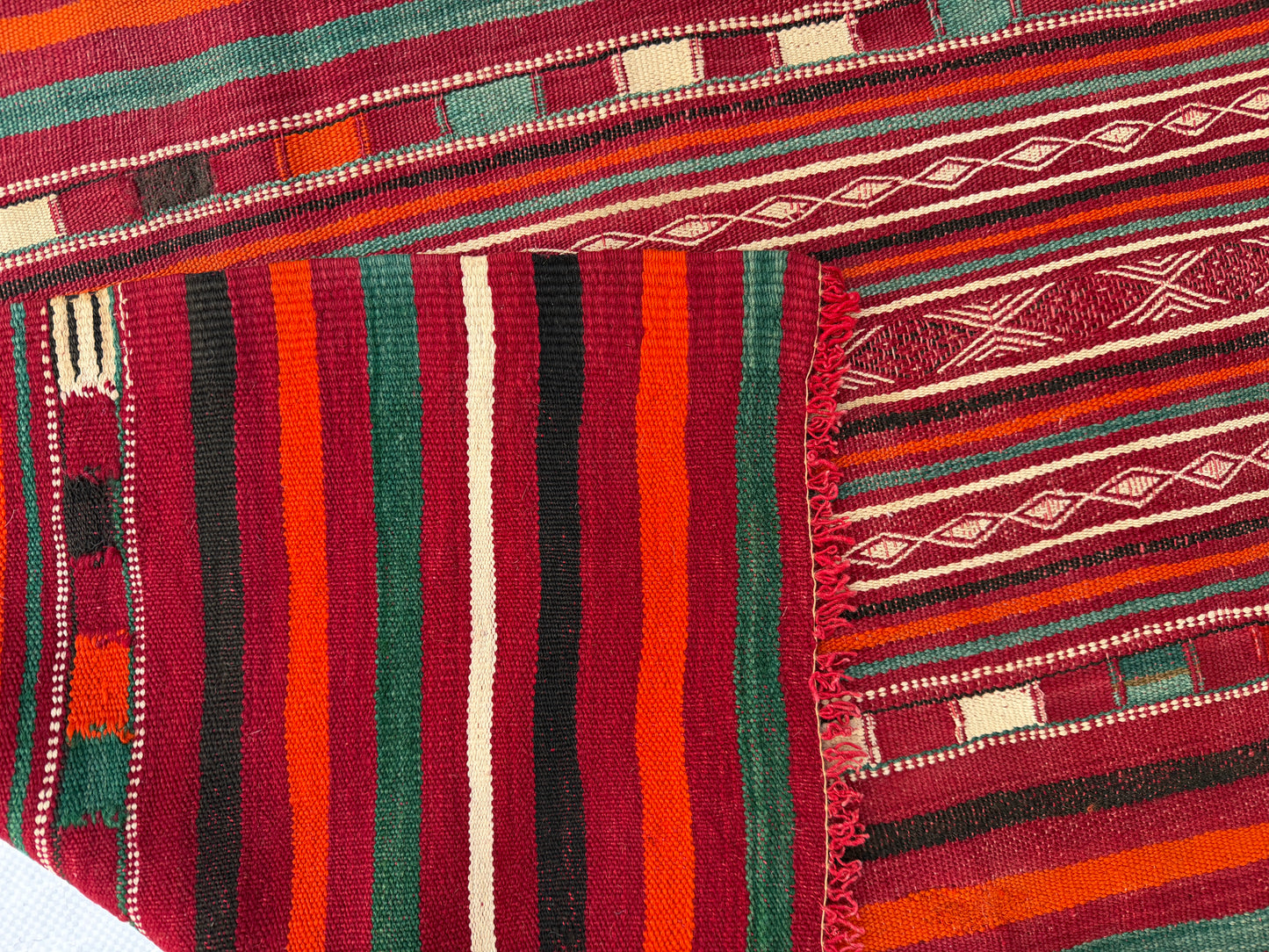 Vinatge Kilim 210 x 110cm