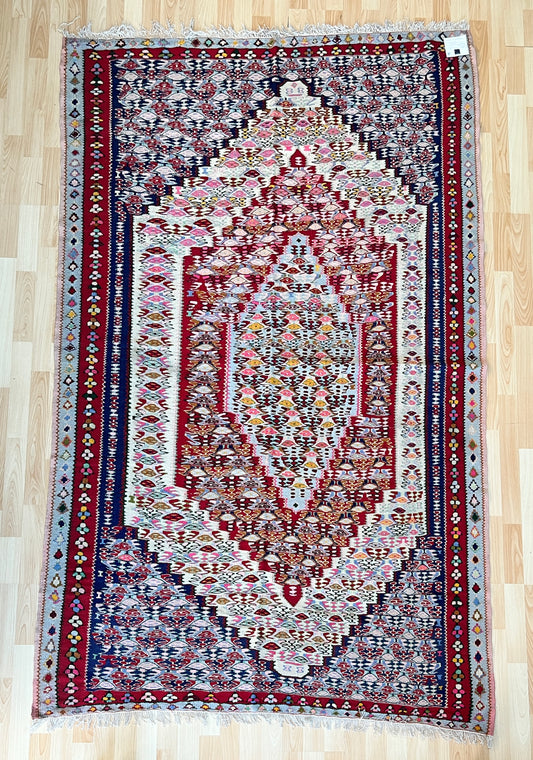Seena kurdi kilim