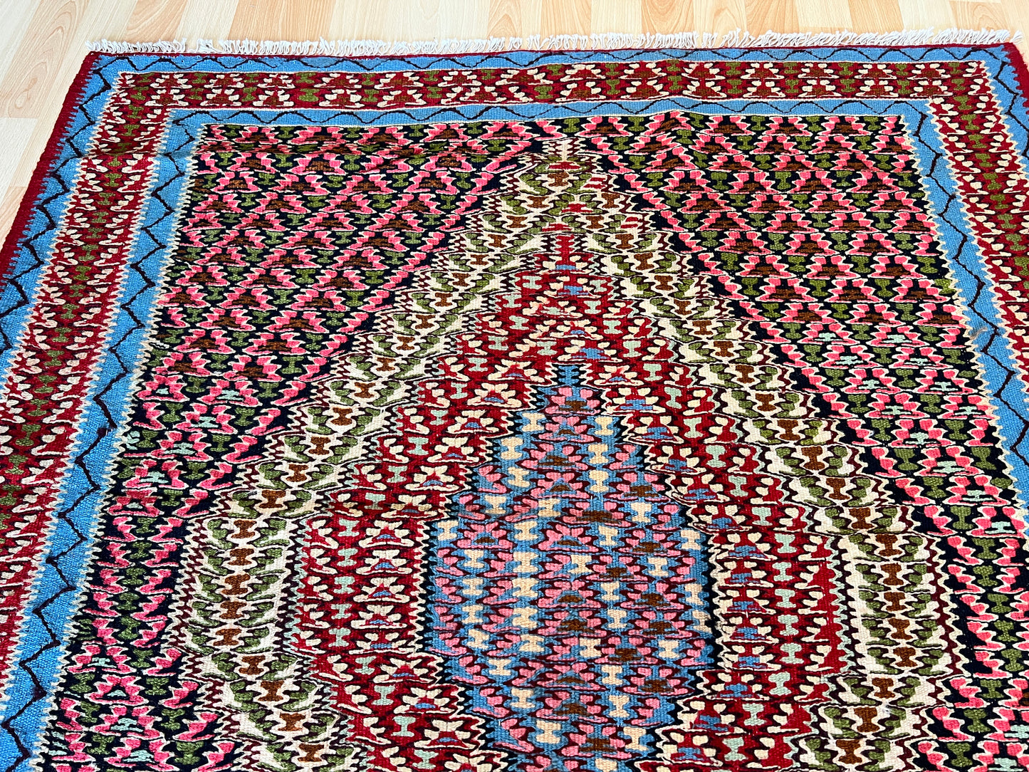 Seena kurdi kilim