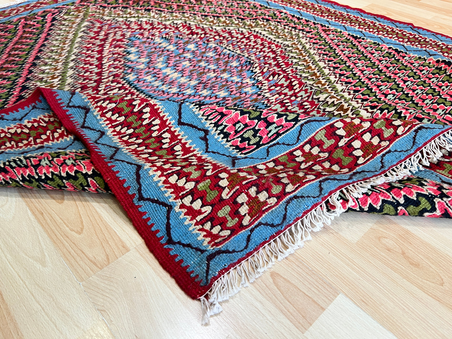 Seena kurdi kilim