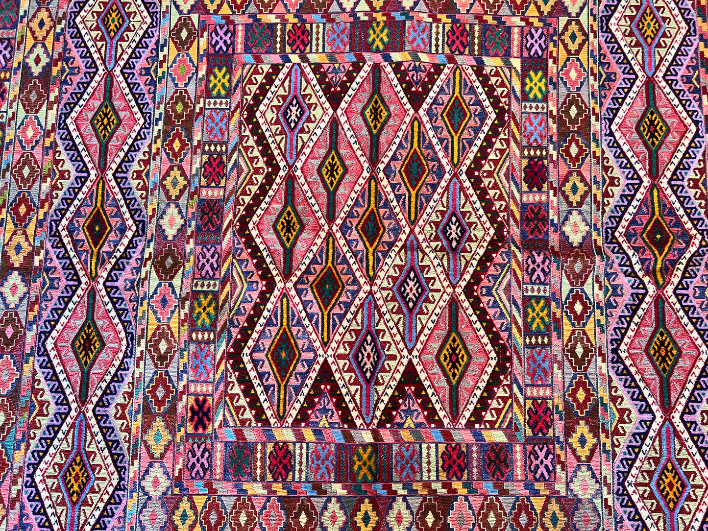 Mushwani kilim