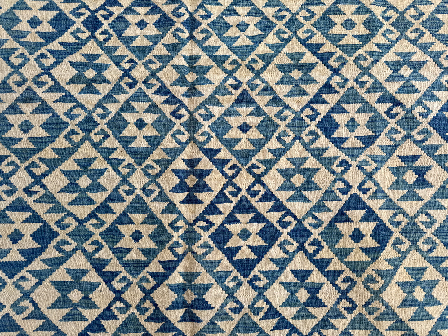 Classic Maimana Kilim 245x180cm
