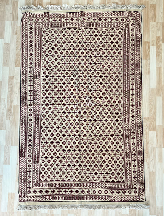 Vintage kilim