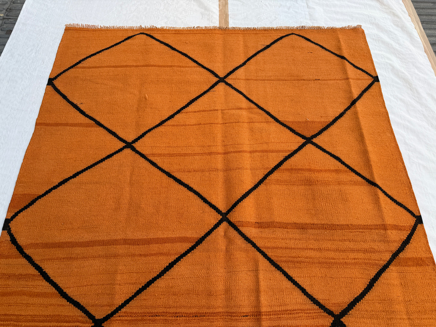 Contemporary design Kilim 210 x 145cm