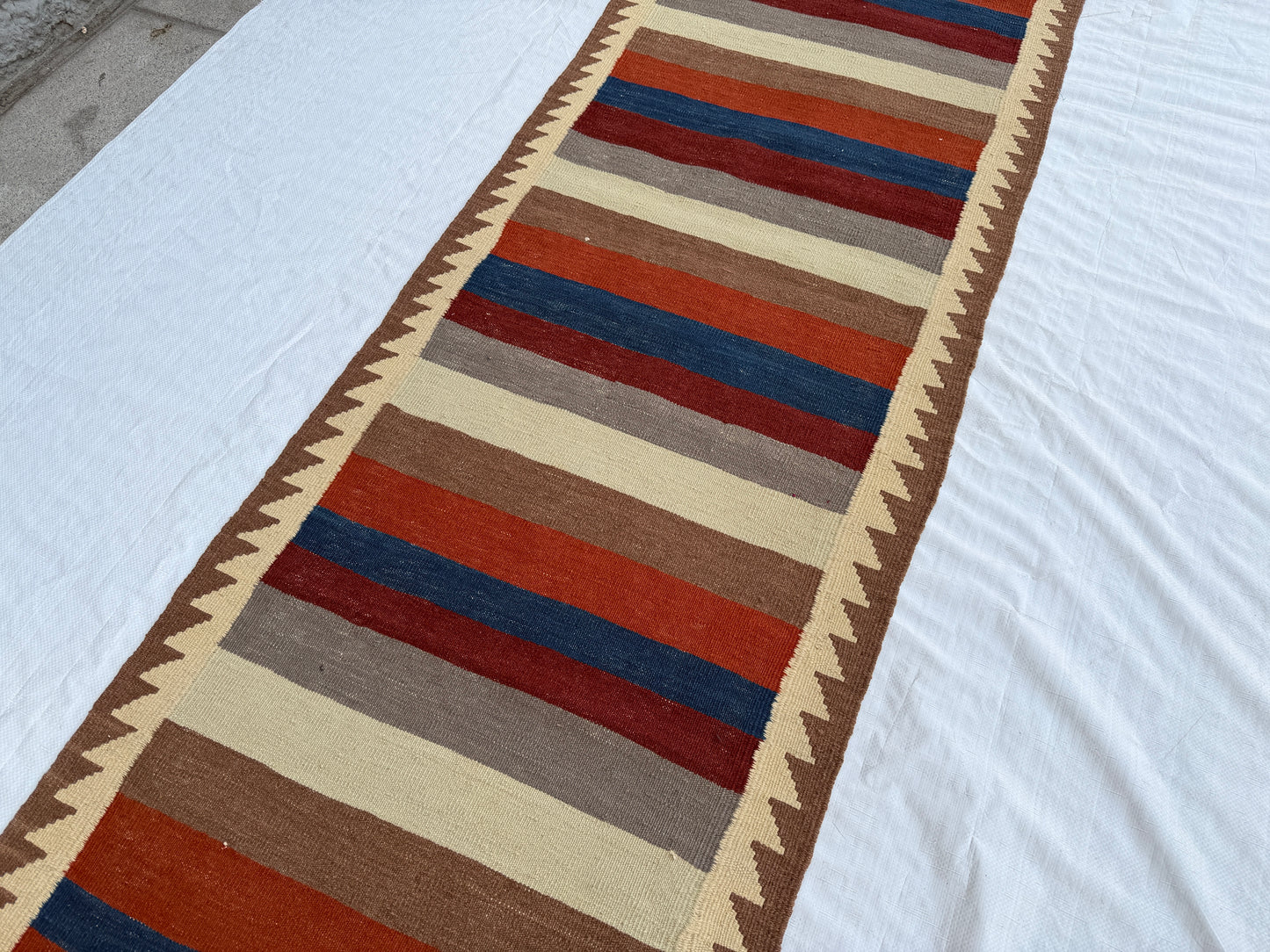 Vinatge kilim Runner (300x80cm)