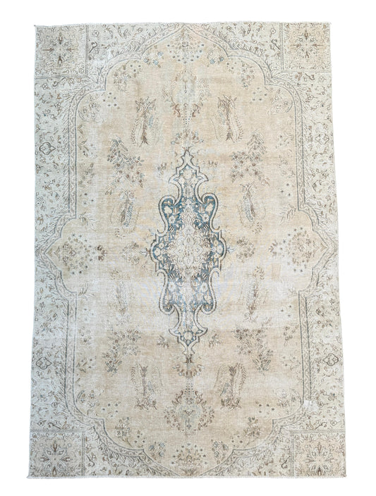 Overdyed Vintage rug 275x185cm
