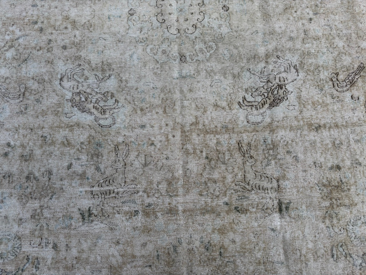 Overdyed Vintage Hand knotted Rug (400x290cm)