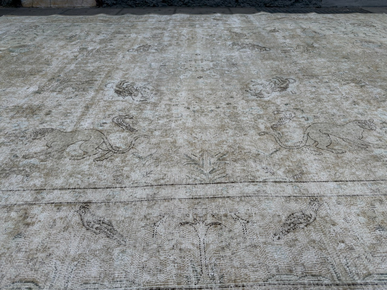 Overdyed Vintage Hand knotted Rug (400x290cm)