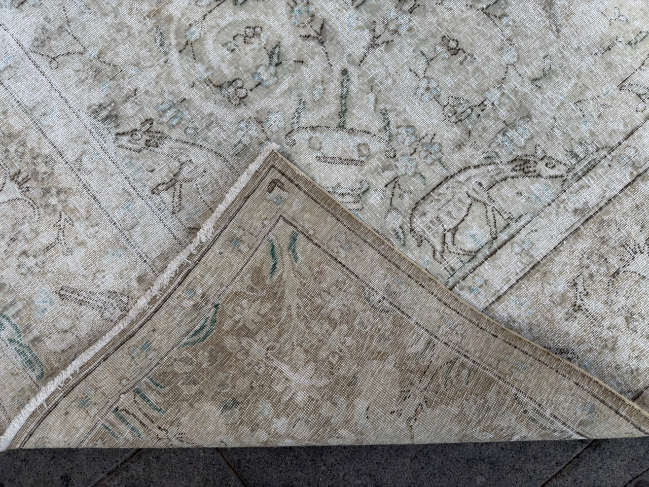 Overdyed Vintage Hand knotted Rug (400x290cm)