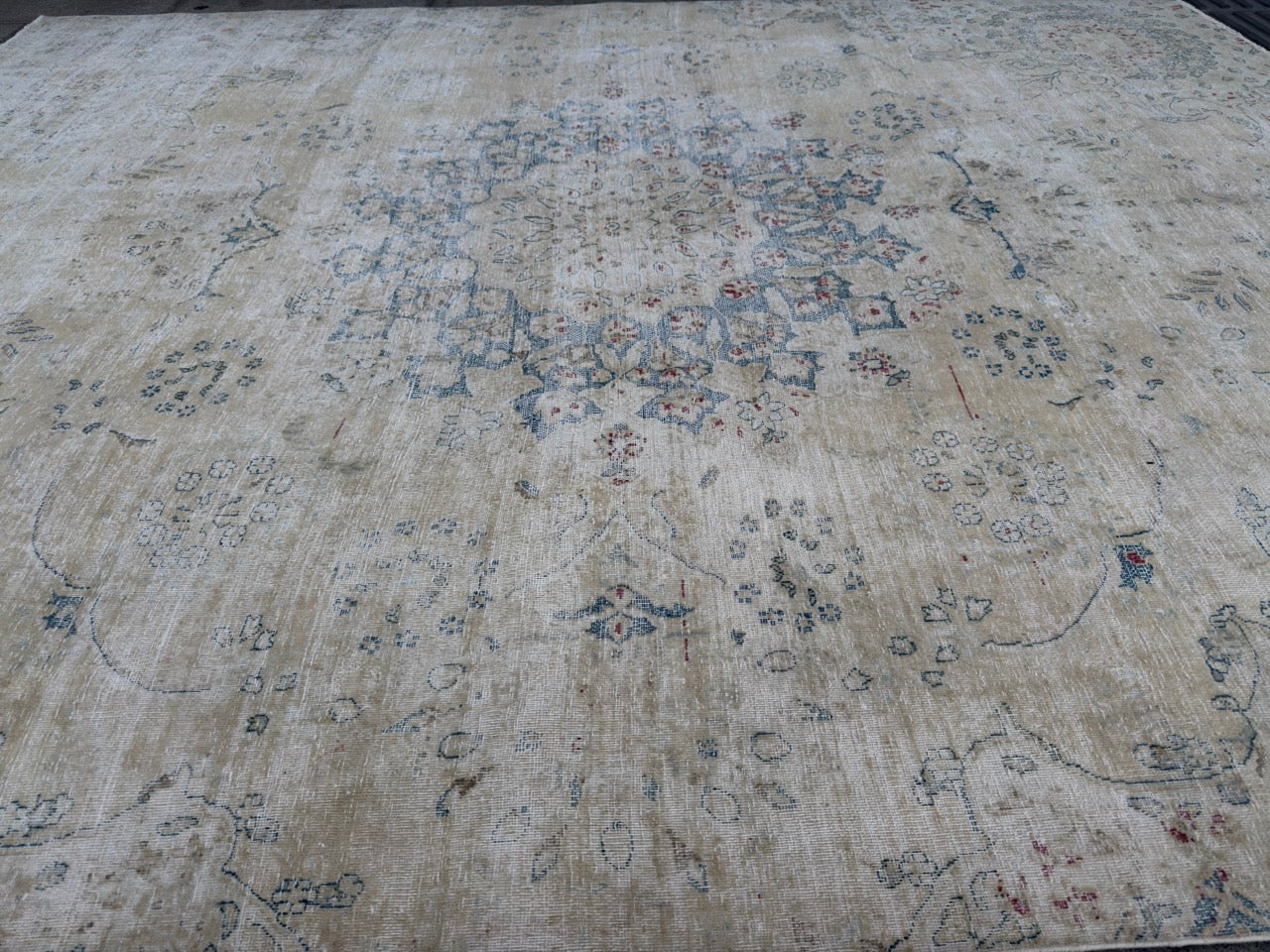 Overdyed Vintage Hand knotted Rug (260x200cm)