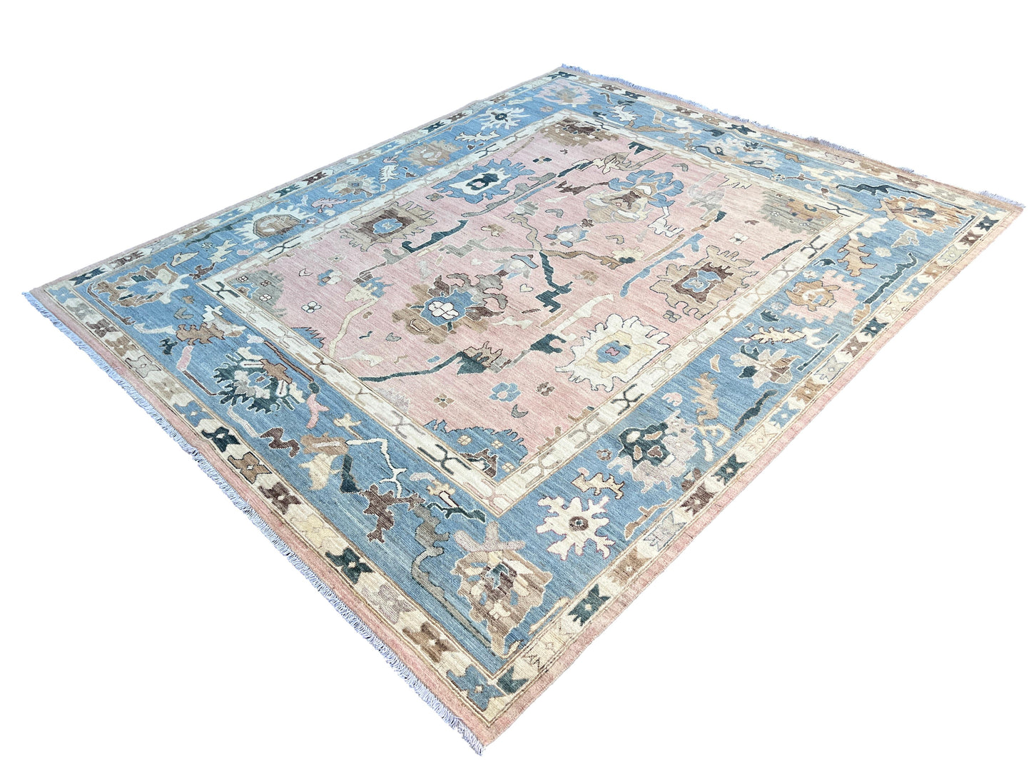 Oriental Stunning Rug.