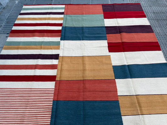 Contemporary design kilim 340x243cm