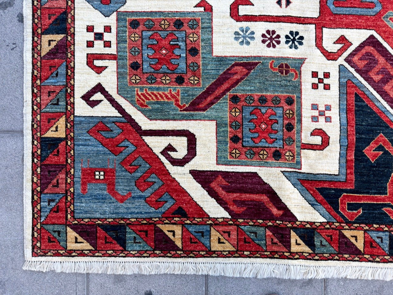 Oriental Hand knotted Rug (380x281cm)