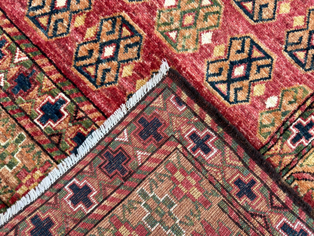 Oriental Rug 285x261cm