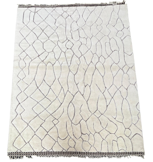 Contemporary Moroccan berber rug