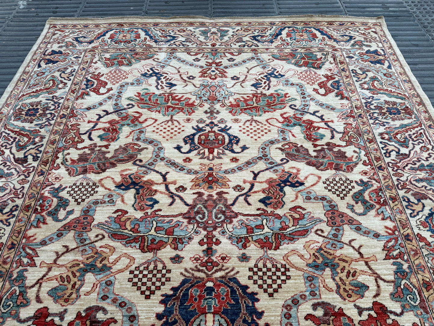 Seljuk Oriental rug 260x191cm