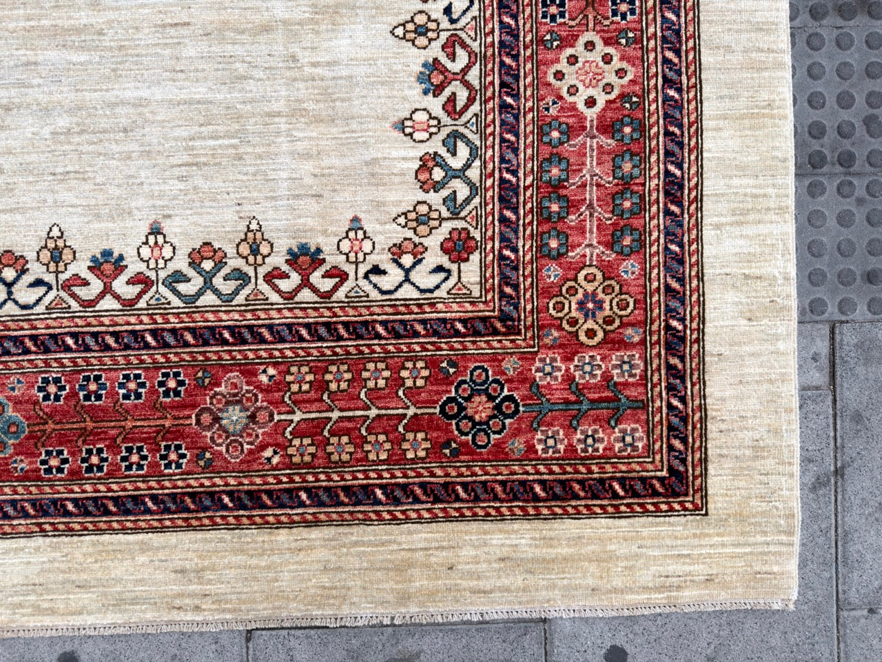 Seljuk Oriental Rug 300x245cm