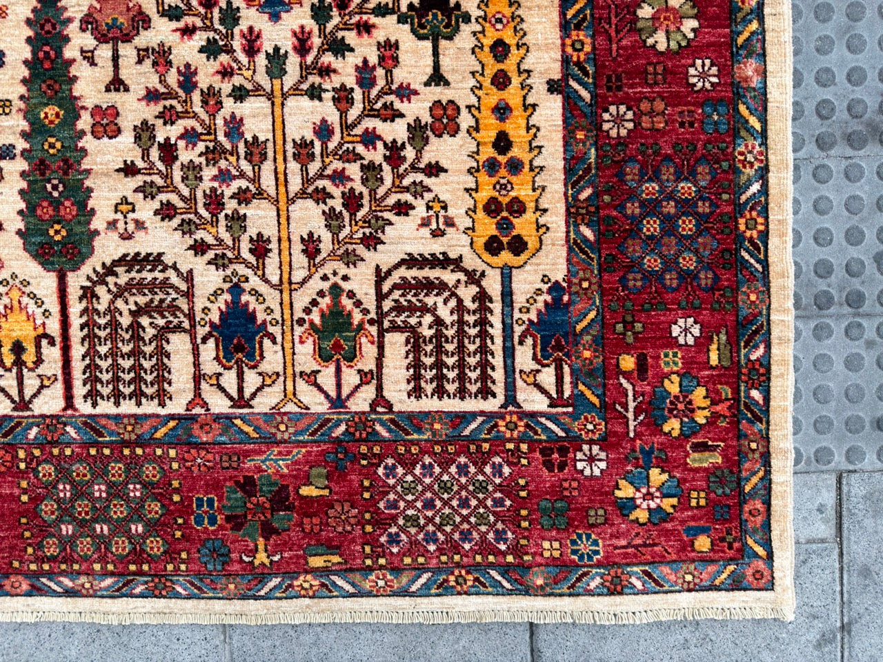 Seljuk Oriental Rug 300x250cm