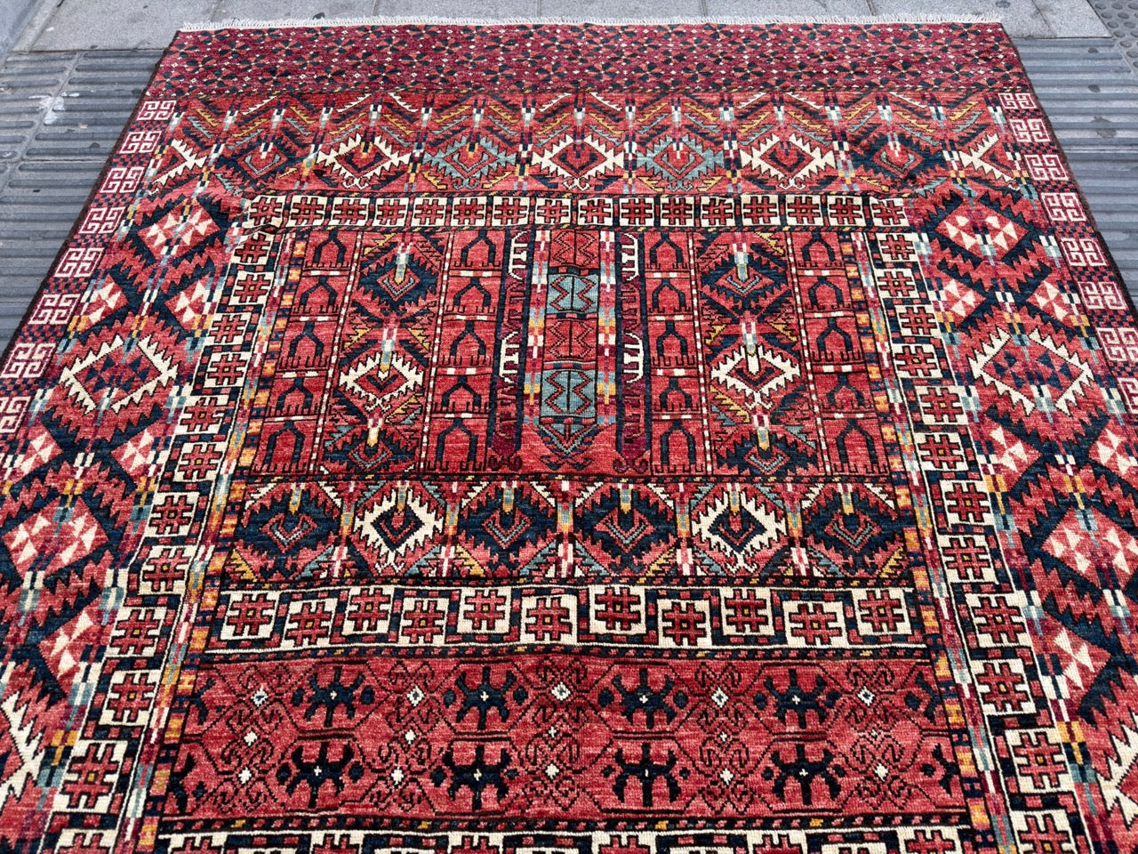 Oriental rug 290x192cm