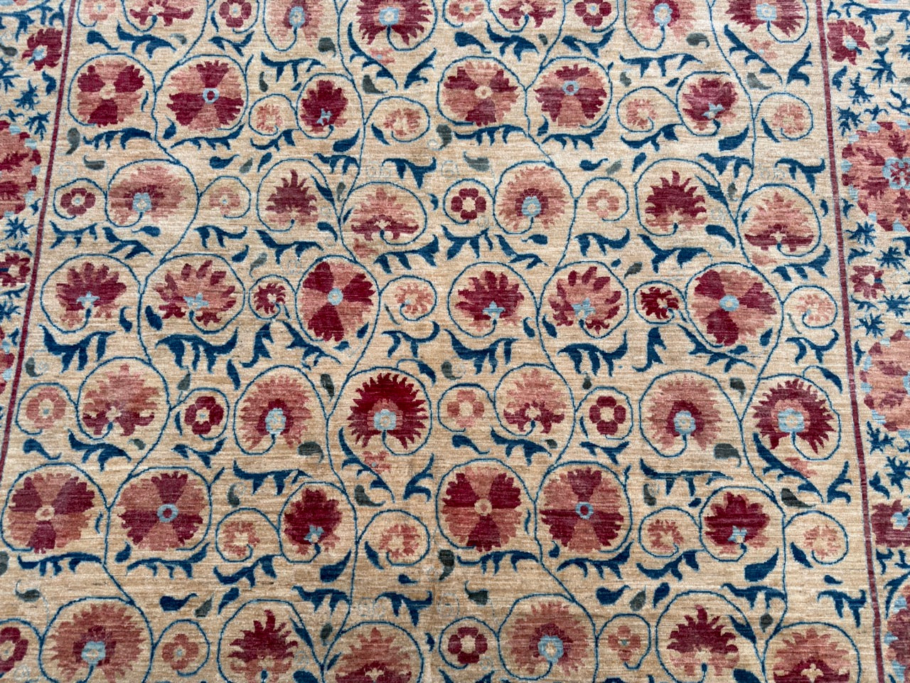 Floral Design Rug 300x242cm