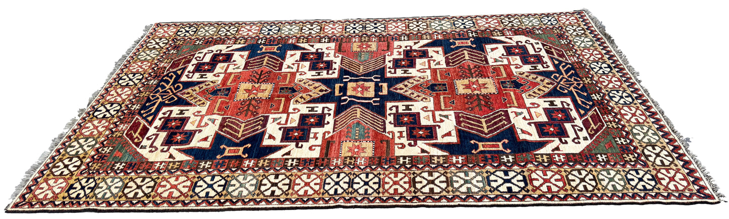 Oriental rug 325x220cm