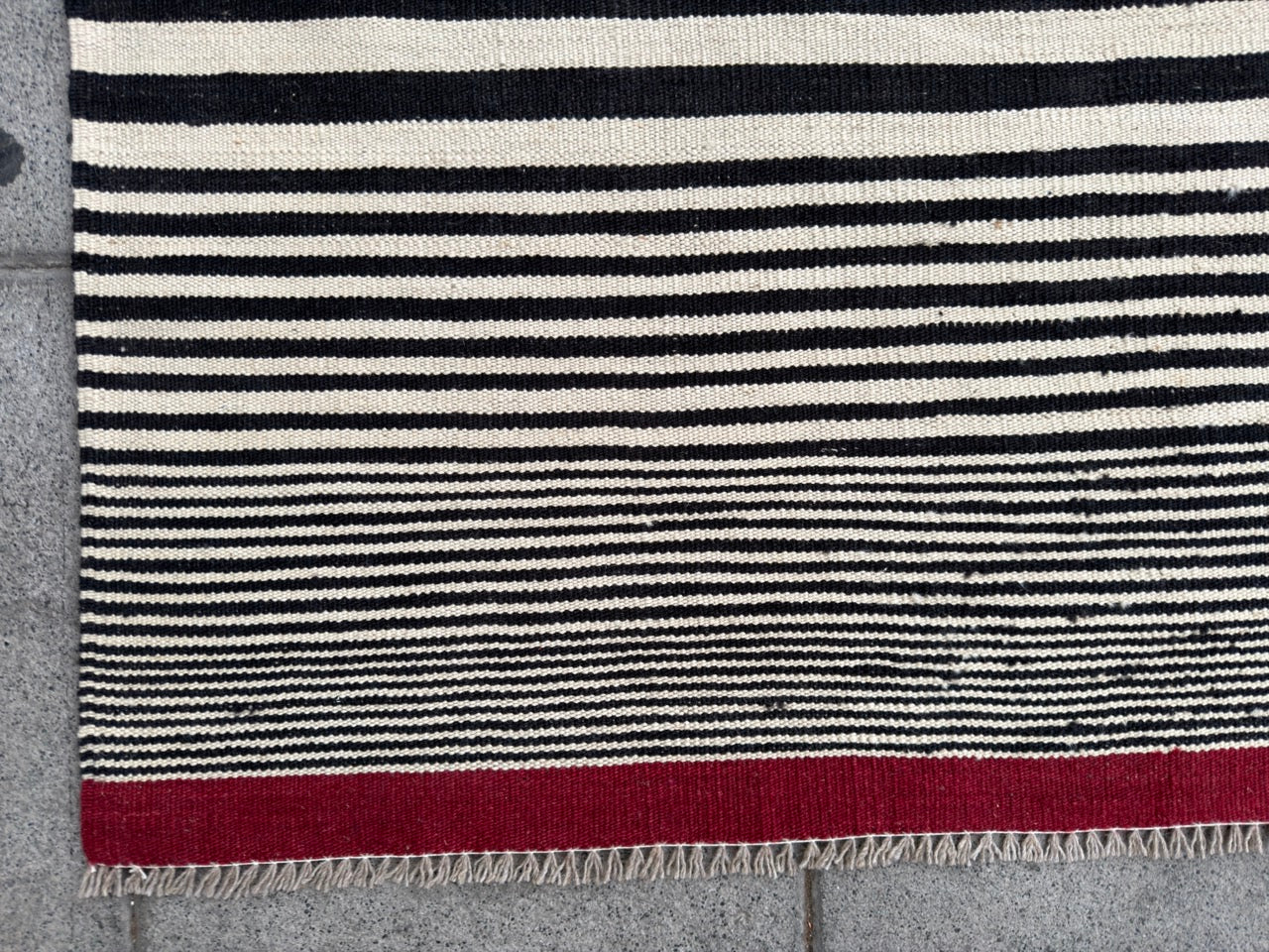 Modern Kilim 240x180cm