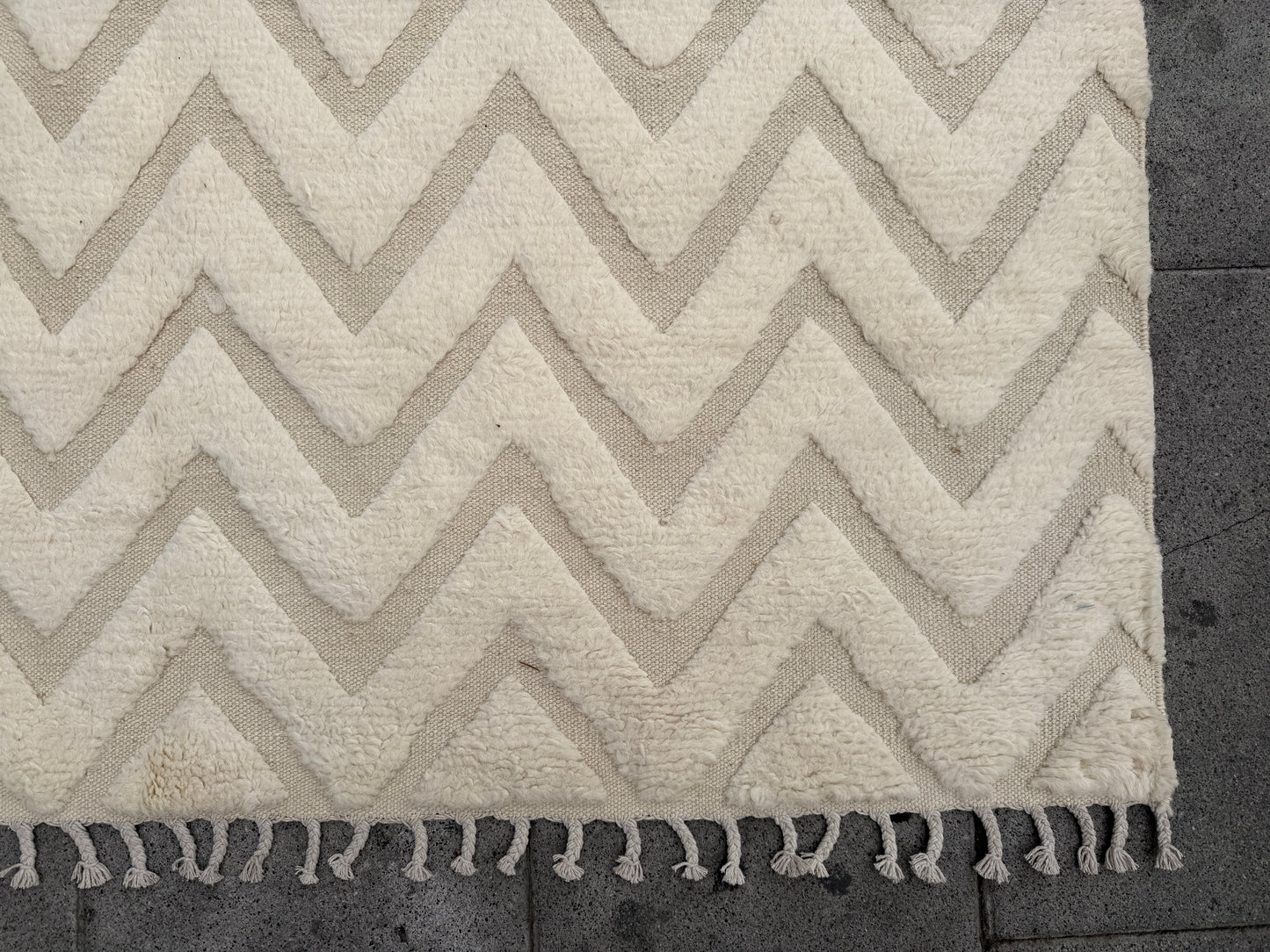 Berber Hand knotted Rug (369x283cm)