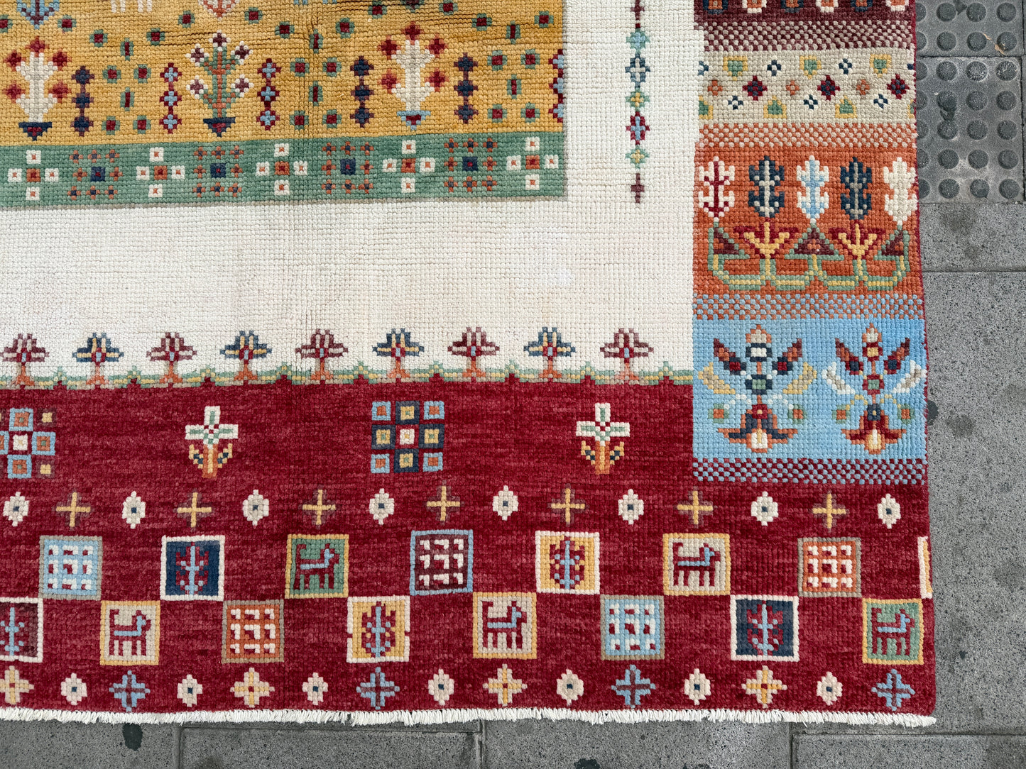 Berber Rug 307x242cm