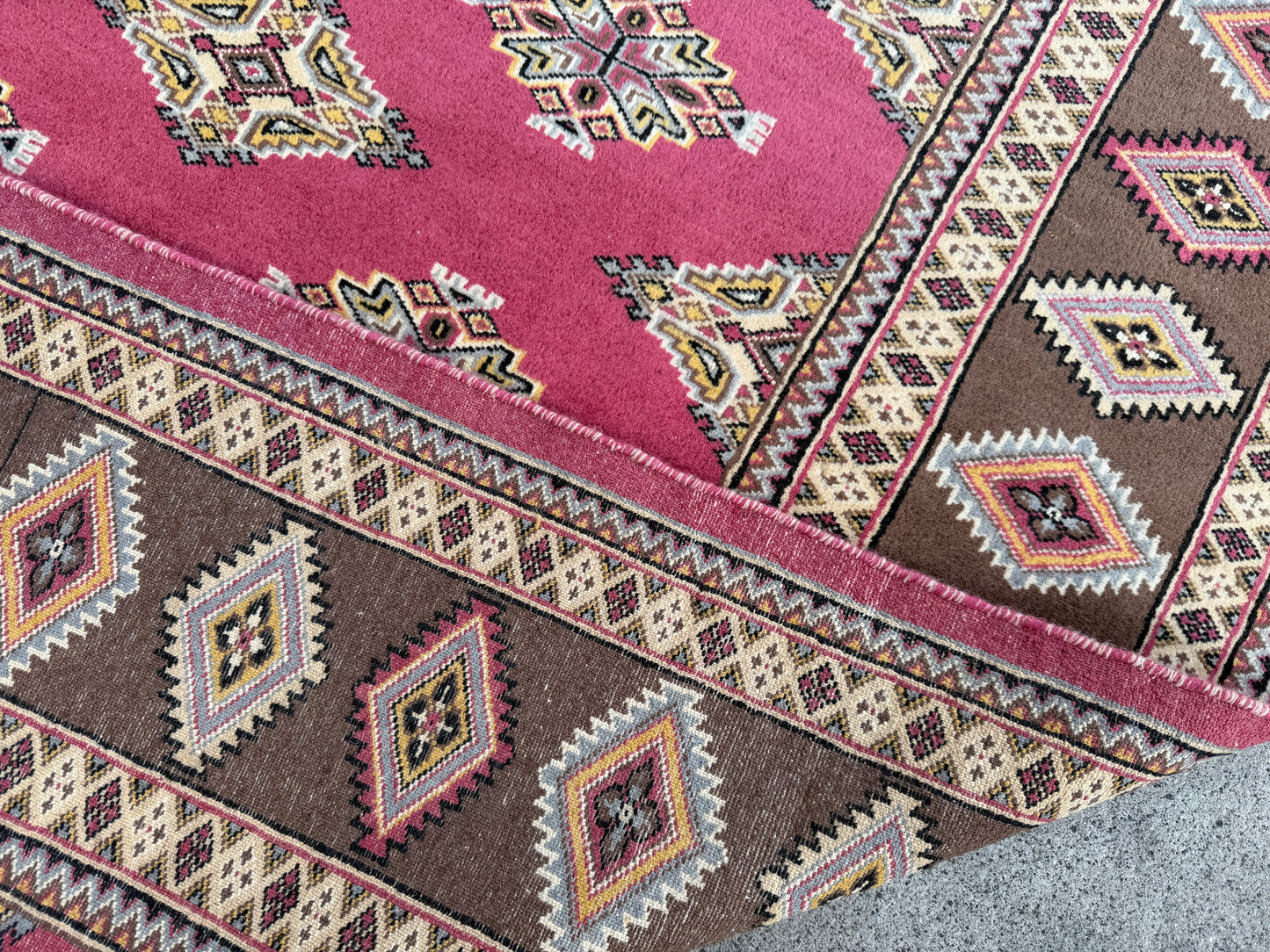 Jaldar rug 260x202cm