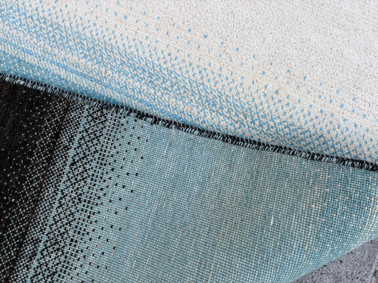 Gabbe rug 240x170cm