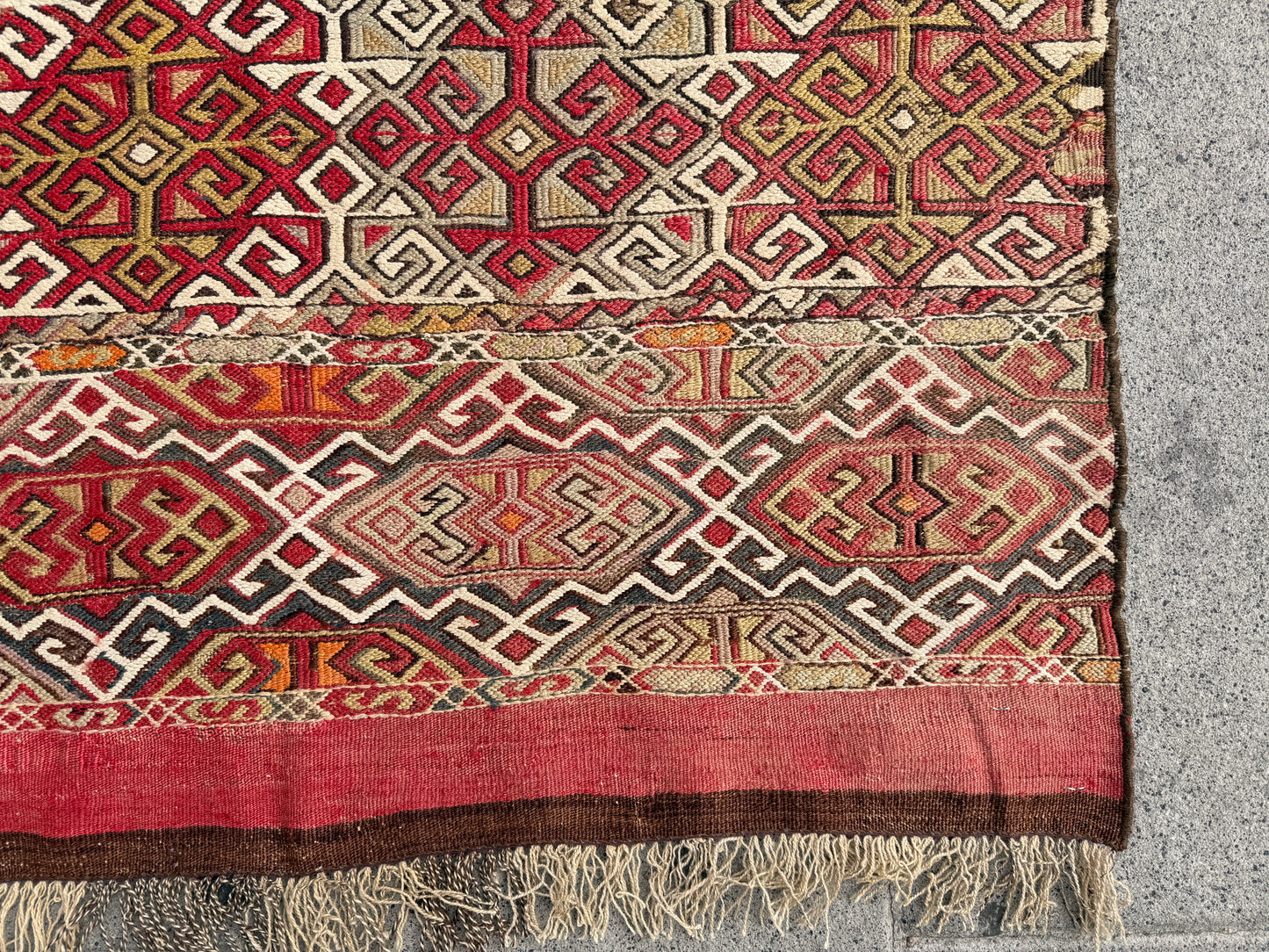 Vintage kilim 124x103cm