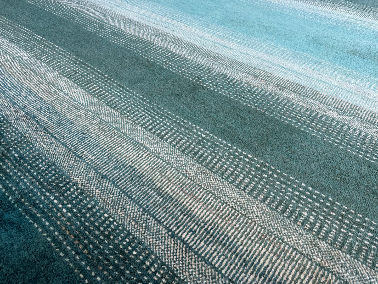 Gabbe rug 245x180cm