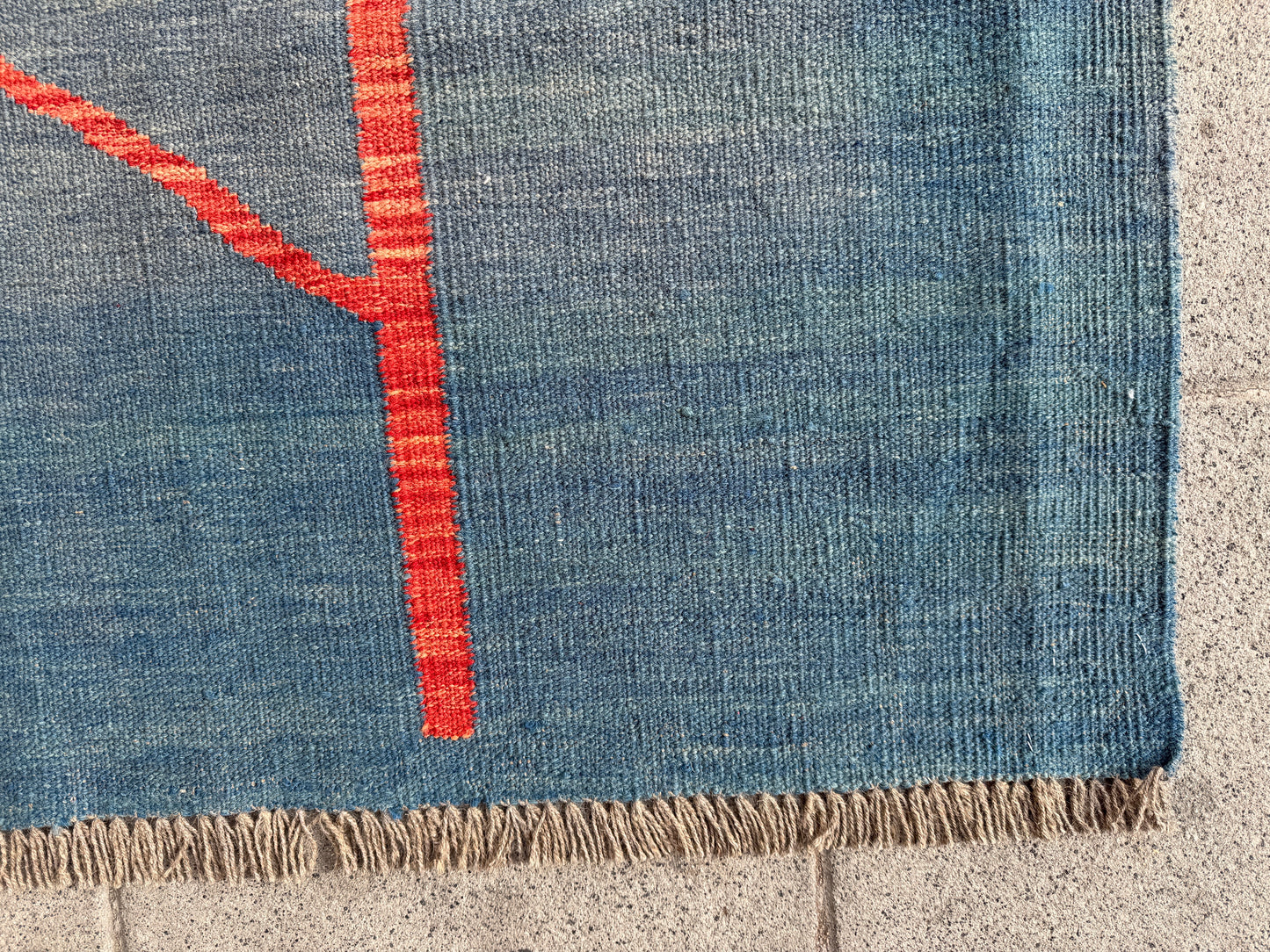 Contemporary design kilim 180x134cm