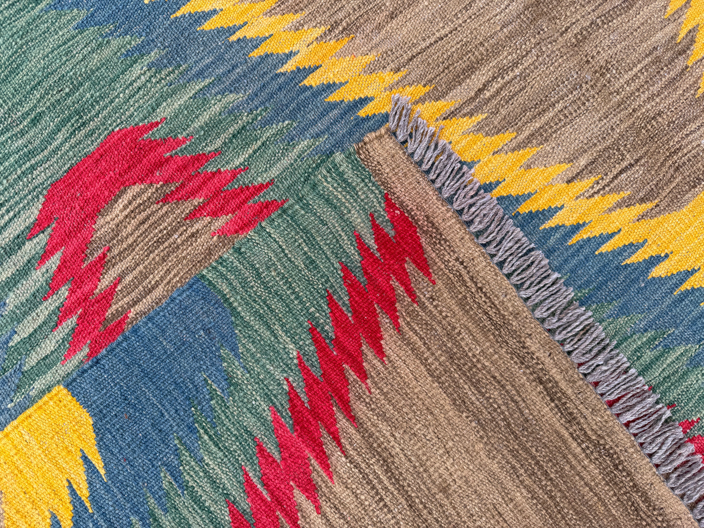 Modern Kilim 244x174cm