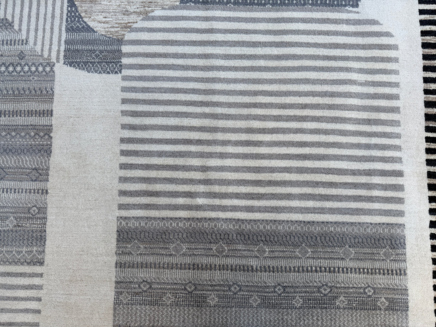 Gabbe rug 292x202cm