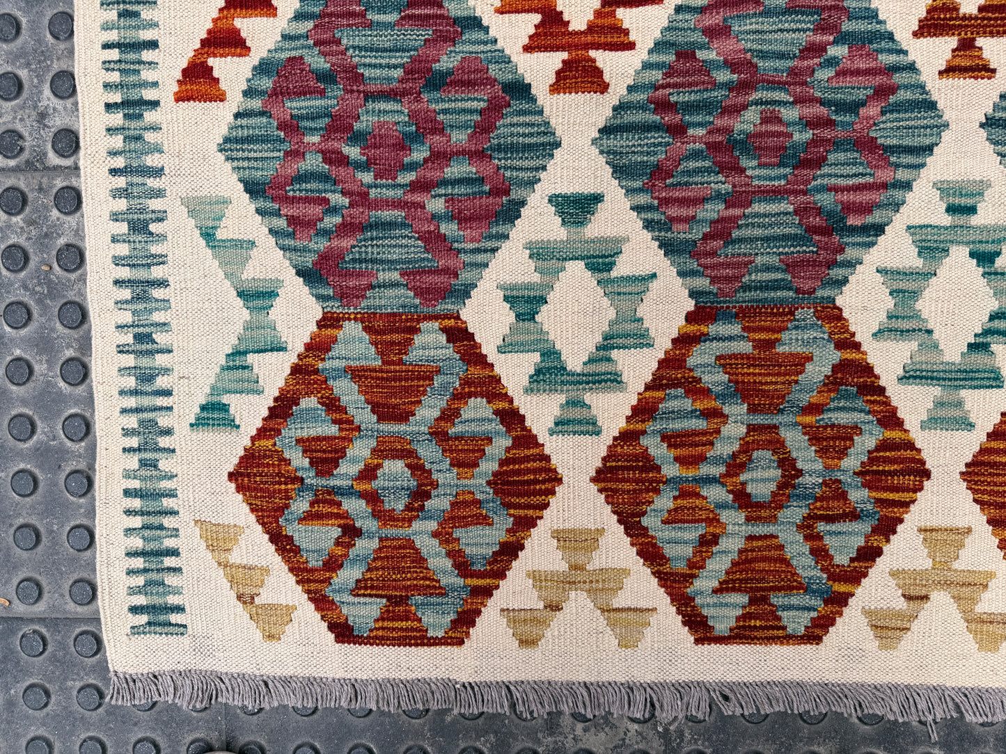 Classic Maimana Kilim 237x181cm