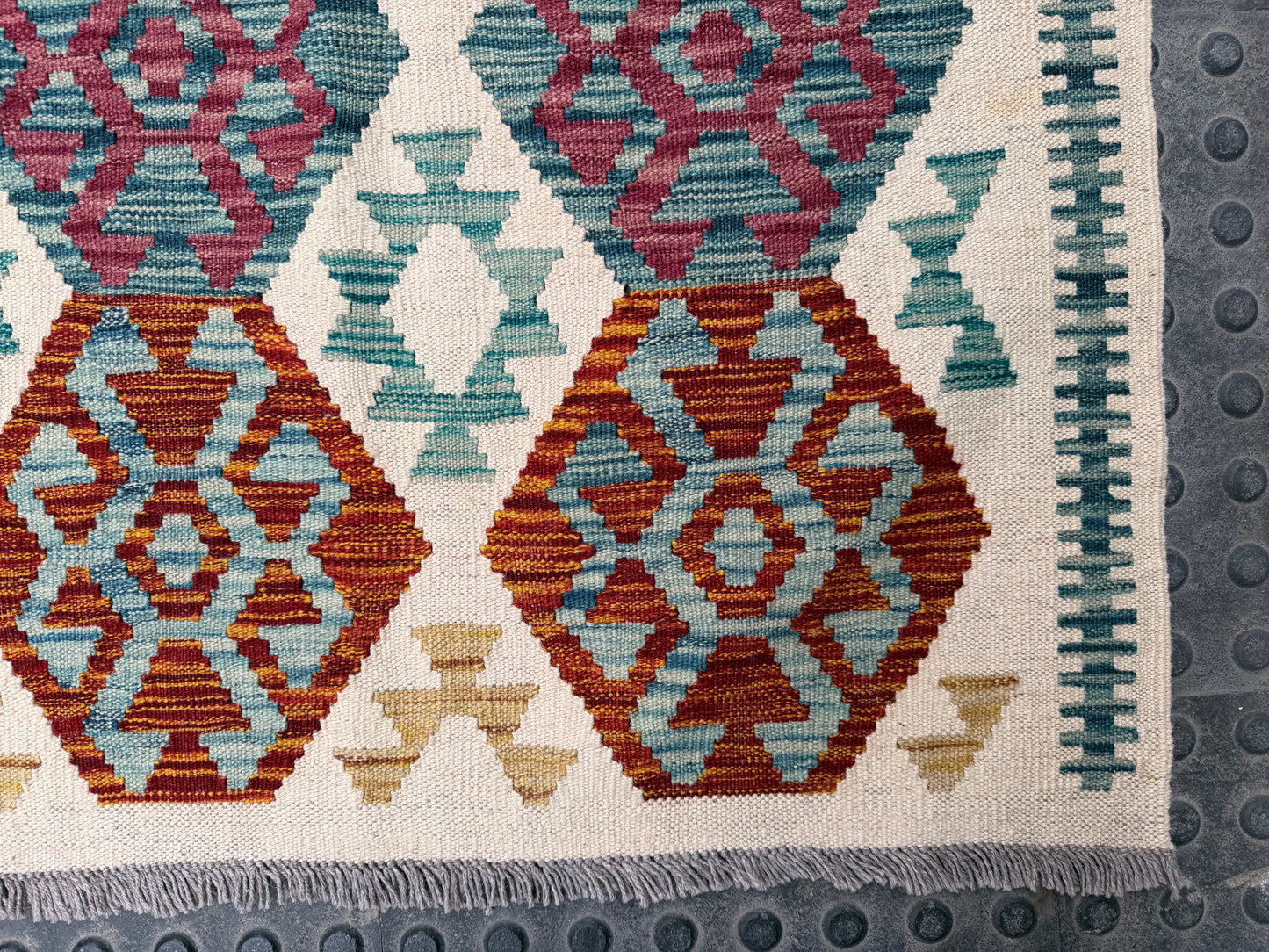 Classic Maimana Kilim 237x181cm