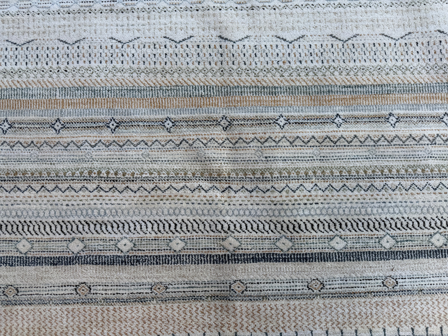 Gabbe rug 245x165cm