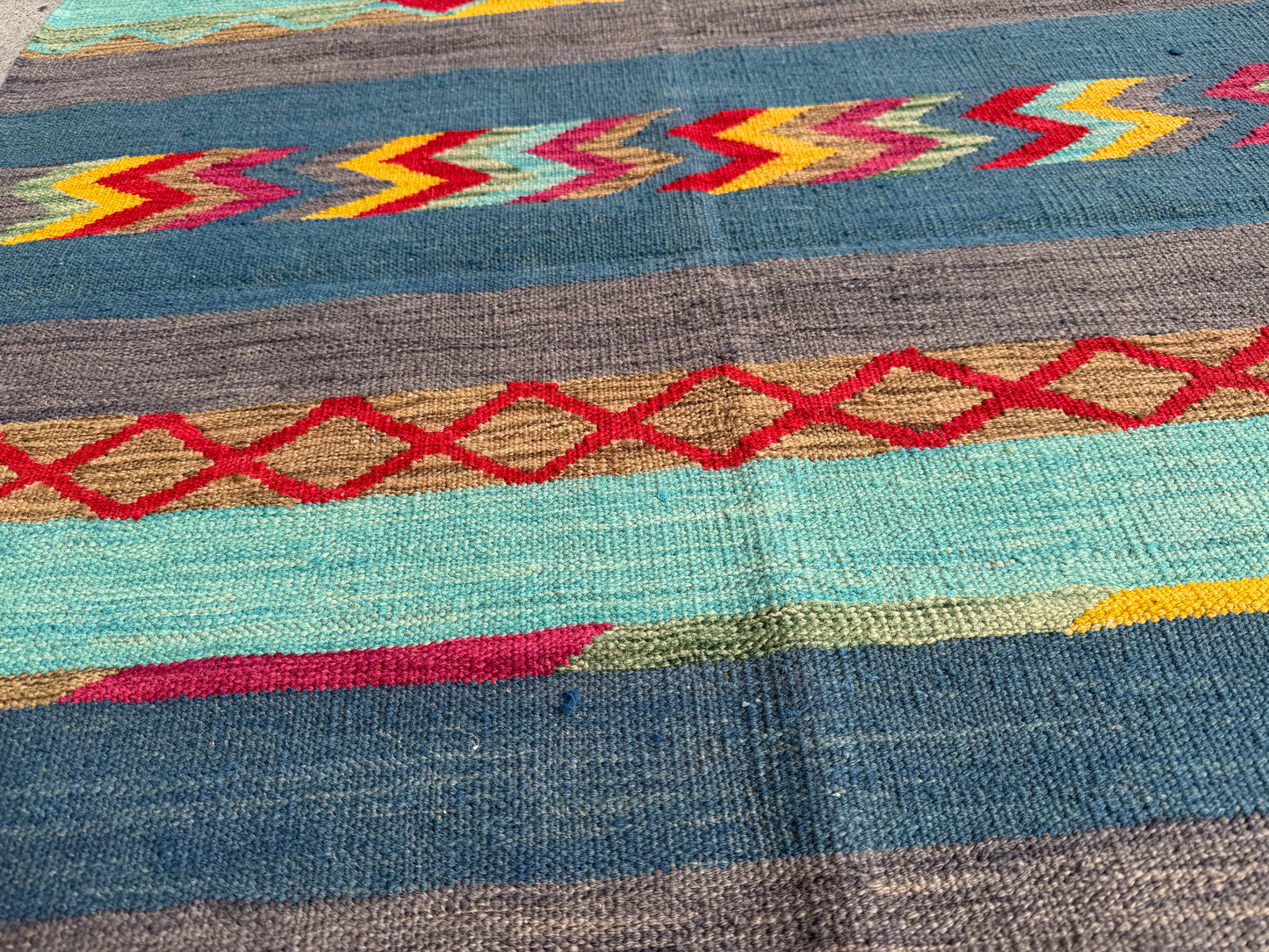 Modern kilim 151x104cm