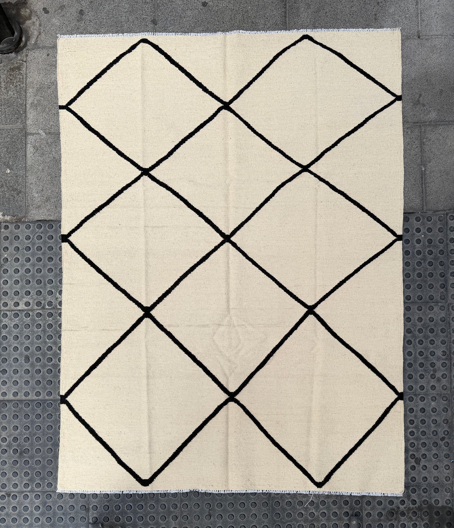 Classic Berber Kilim 205x152cm