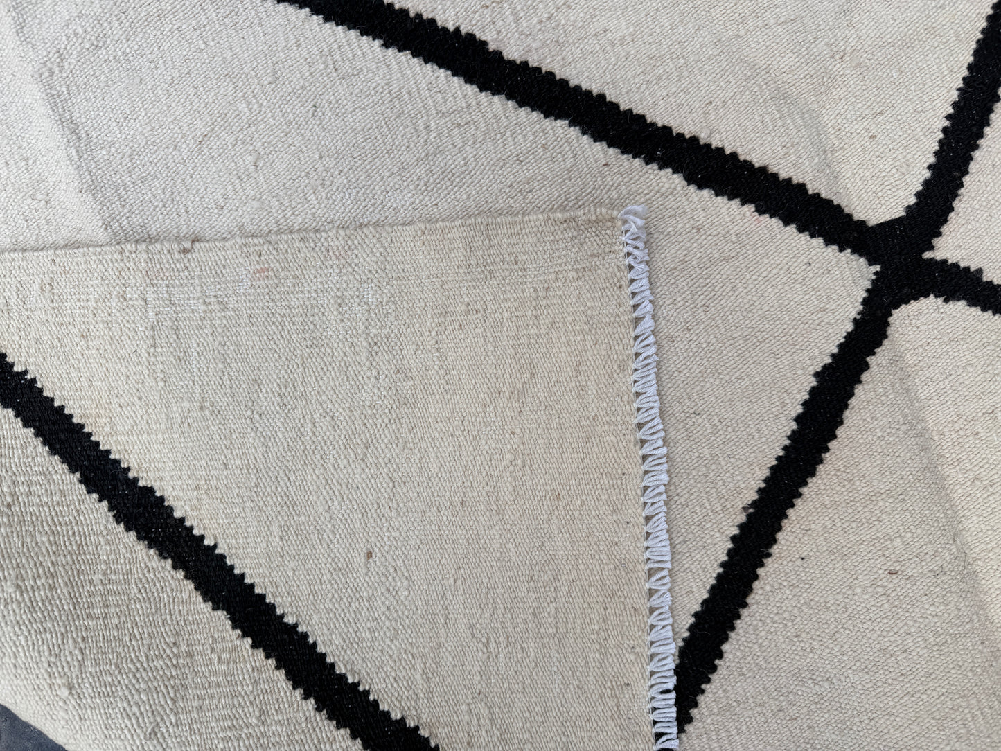 Classic Berber Kilim 205x152cm