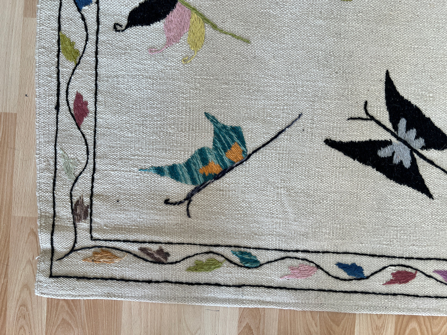 Suzani Vintage Embroidered Kilim